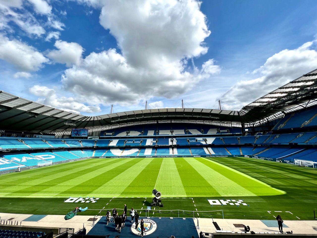 [PREMIERE LEAGUE] : Découvrez le nouveau maillot de MANCHESTER CITY pour l’année 2020-2021