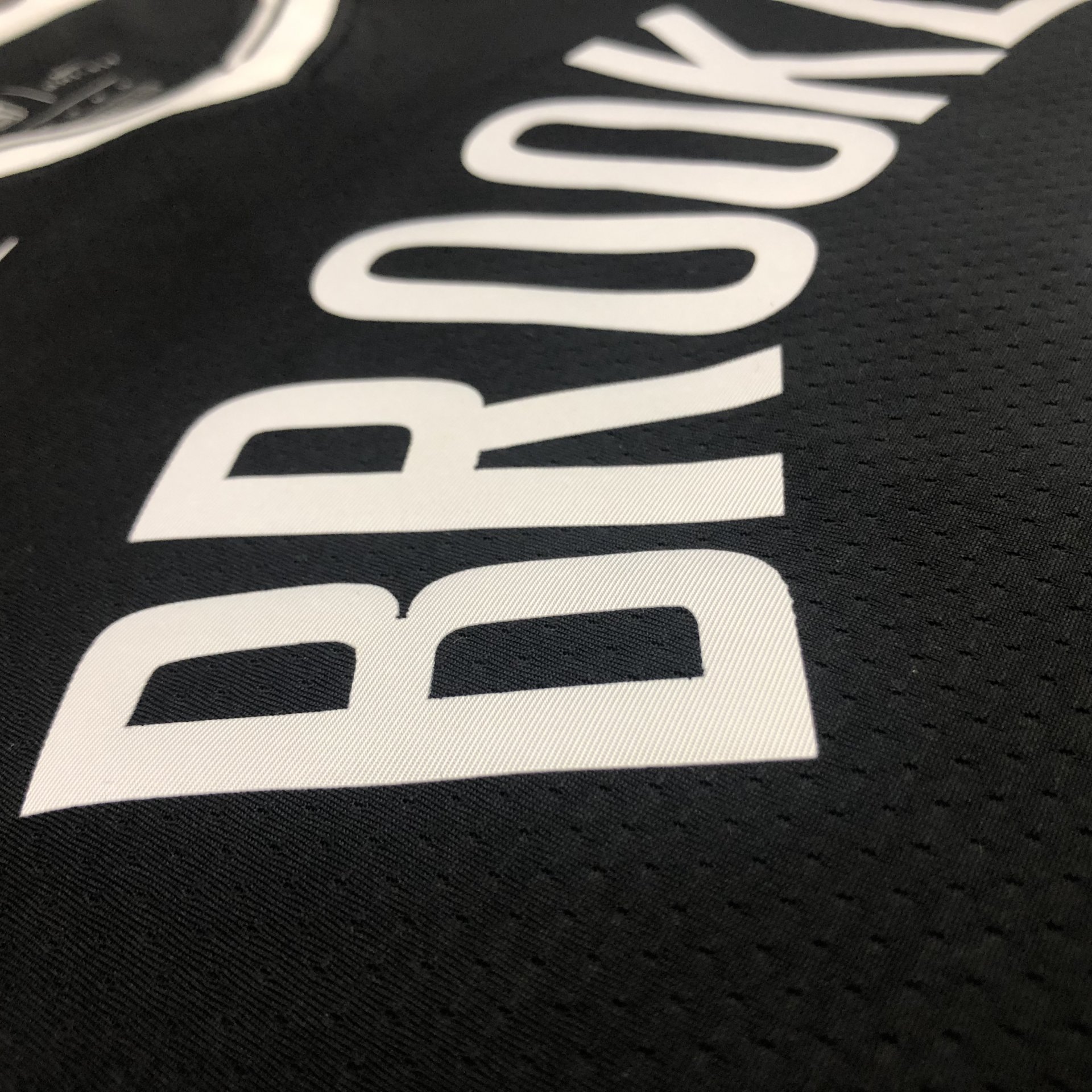 Nike Brooklyn Nets Men's Icon Swingman Jersey - James Harden - Black