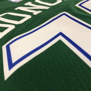 Dallas Mavericks Luka Doncic #77 Green Hardwood Classics 2020-2021 Jersey - Classic Edition - image 6