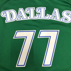 Dallas Mavericks Luka Doncic #77 Green Hardwood Classics 2020-2021 Jersey - Classic Edition - image 8