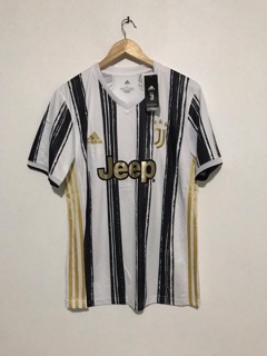 Juventus home kit - image 3