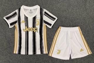 Juventus home kit - image 5
