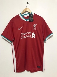Liverpool home kit - image 3