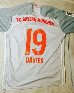 Alphonso Davies Away Jersey 2020/2021 - image 3
