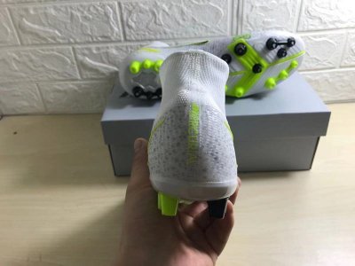 Men's shoes Nike Assassin's 14th generation - image 15