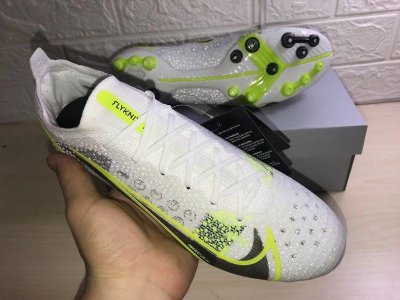 Men's shoes Nike Assassin 14th generation - image 16
