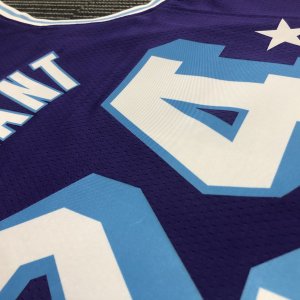 Kobe Bryant - Los Angeles Lakers #24 *City Edition 2022* - image 5