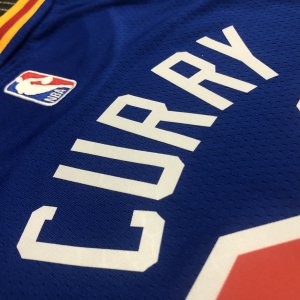 Stephen Curry - Golden State Warriors *Classic Edition* - image 7
