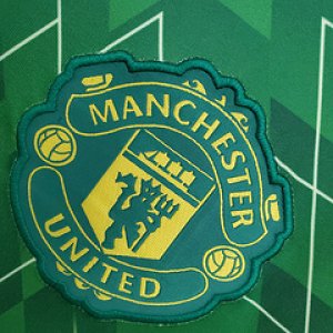 21-22 Manchester United trainning jersey - image 3