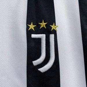 2021-2022 Juventus home - image 7