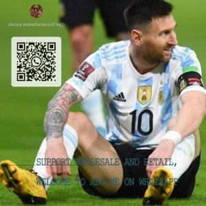 2022-2023 Liverpool home jersey