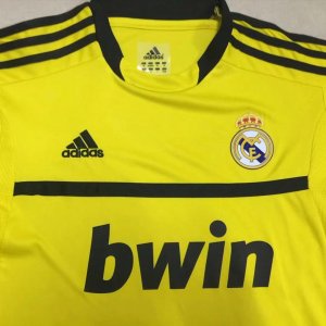 REAL MADRID PORTERO 2012 - image 3