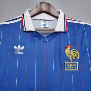 FRANCE 1982 - image 4
