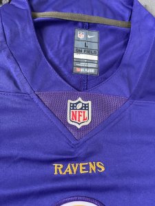 Lamar Jackson Mens L Purple Baltimore Ravens NFL jersey - image 4
