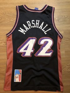 Donyell Marshall Utah Jazz Vintage Champion Replica NBA Jersey Black Size 40 #42 - image 4