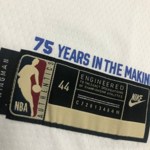 Kemba Walker - New York Knicks *Classic Edition 2022* - image 14