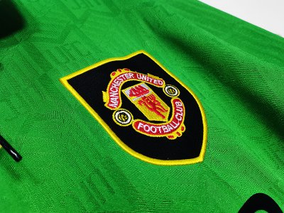 long-sleeves-199294-season-manchester-united-two-away-retro-6248 - image 4