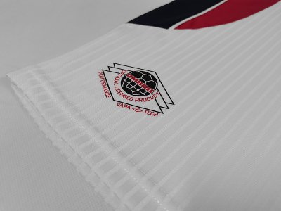 Kids: England home 1998 season - image 6