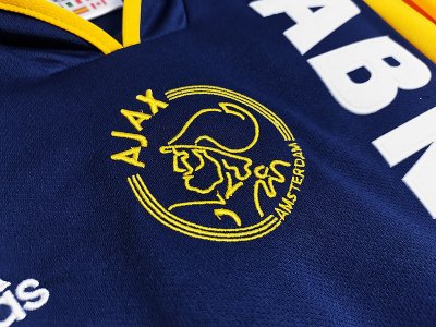 Ajax Away Retro 2000/01 - image 4