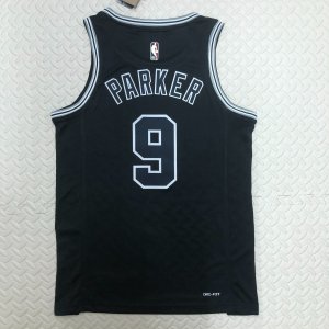 Tony Parker - San Antonio Spurs *Classic Edition* - image 11