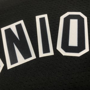 Tony Parker - San Antonio Spurs *Classic Edition* - image 7