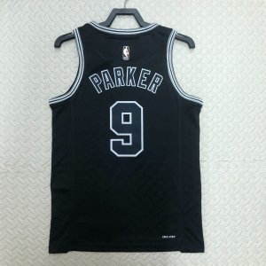 Tony Parker - San Antonio Spurs *Classic Edition* - image 5