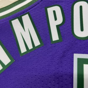 Giánnis Antetokoúnmpo - Milwaukee Bucks *Classic Edition* - image 16