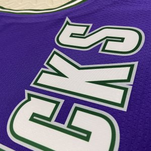 Giánnis Antetokoúnmpo - Milwaukee Bucks *Classic Edition* - image 14