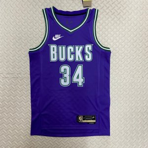 Giánnis Antetokoúnmpo - Milwaukee Bucks *Classic Edition* - image 7