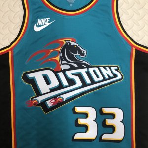 Grant Hill - Detroit Pistons *Classic Edition* - image 18