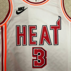 Dwyane Wade - Miami Heat *Classic Edition* - image 3