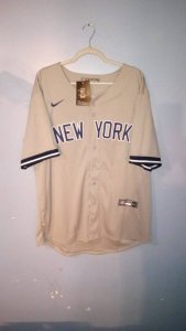 N.Y. Yankees Aaron Judge button up MLB Jersey.