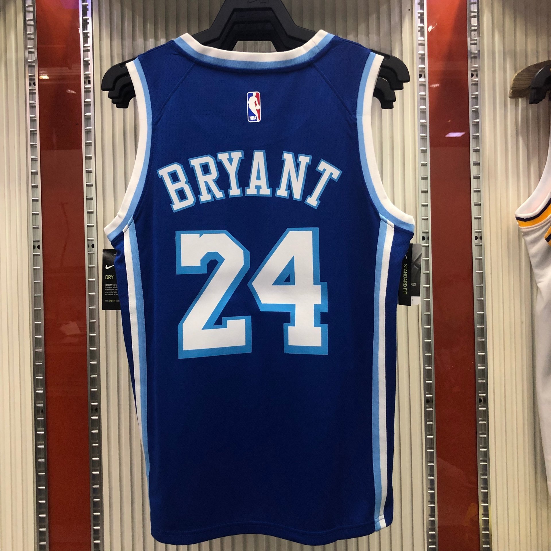 Men's Los Angeles Lakers Kobe Bryant #8 Nike Blue 2020 Swingman