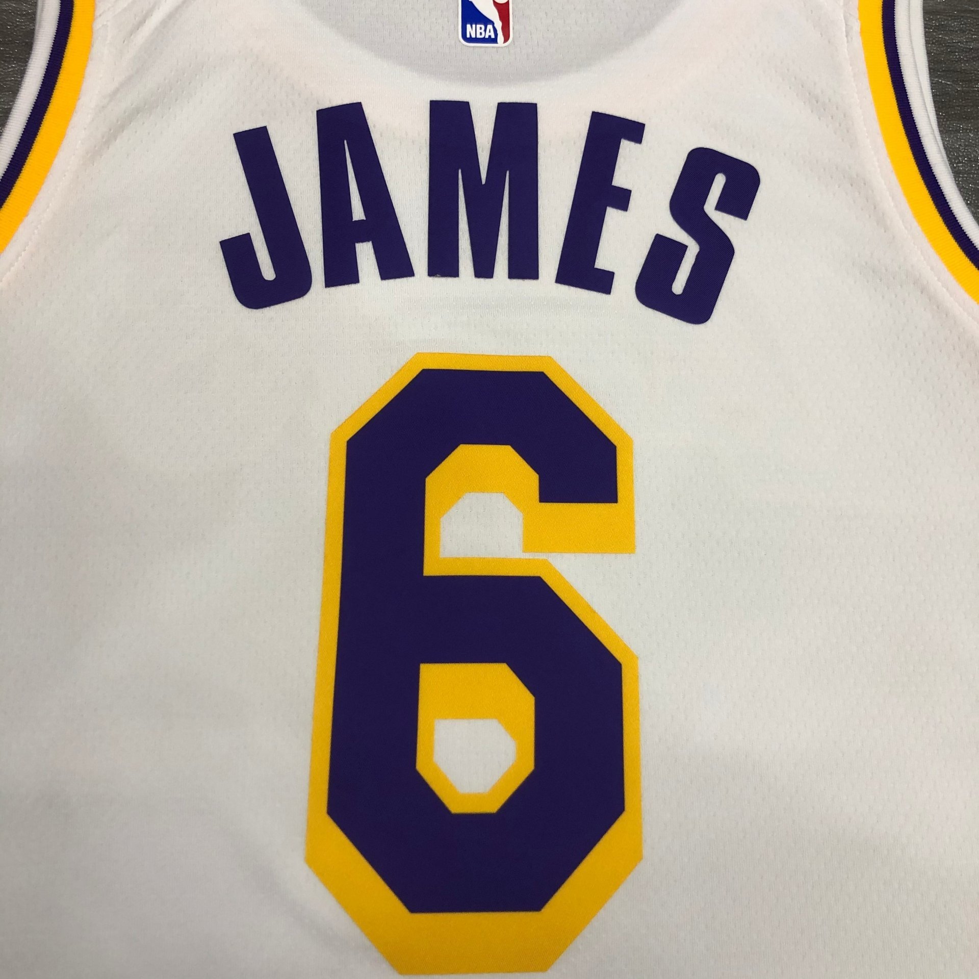 Lebron James - Los Angeles Lakers #6 *Black Mamba* - JerseyAve