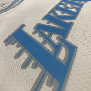 Los Angeles Lakers Kobe Bryant #24 Nike White 2020-2021 Swingman Jersey - City Edition - image 6