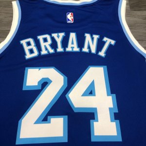 Los Angeles Lakers Kobe Bryant #24 Nike Blue 2020 Swingman Jersey - Classic Edition - image 7