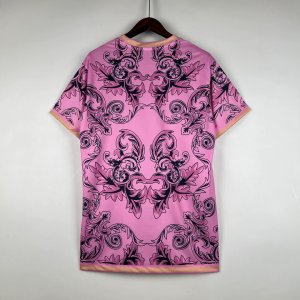 Italy X Versace Edition  22-23 PINK season soccer jersey - image 3