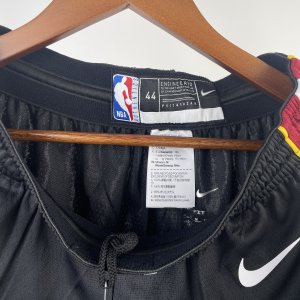 Miami Heat - Black/Red short - image 4