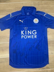 Exklusives Leicester City Trikot 2016/2017 mit Original-Unterschriften - image 4