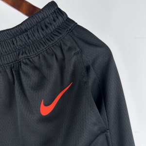 Miami Heat - Short *Black / RARE* - image 6