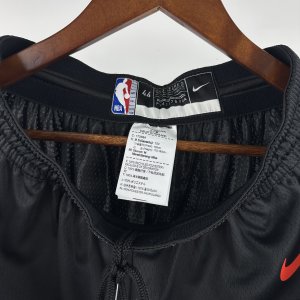 Miami Heat - Short *Black / RARE* - image 3