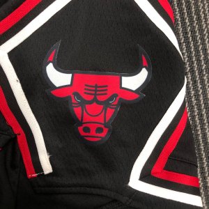 Chicago Bulls - Short *Black* - image 4