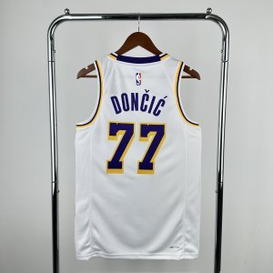Luka Dončić - Los Angeles Lakers #77 *2025*