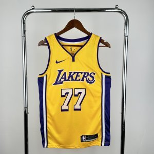 Luka Dončić - Los Angeles Lakers - Yellow RETRO #77 *2025*