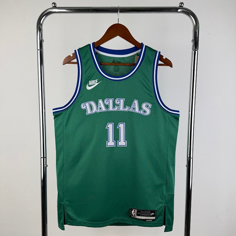 Dallas Mavericks Retro Green - Kyrie Irving #11