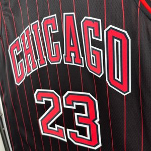 Chicago Bulls Jumpman Limited Edition - Michael Jordan #23 - image 8