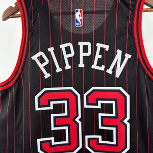 Chicago Bulls Jumpman Limited Edition - Scottie Pippen #33 - image 7