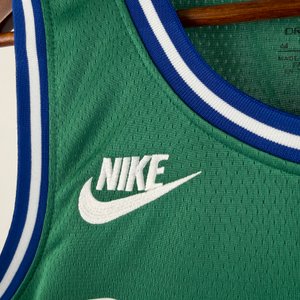 Dallas Mavericks Retro Green - Kyrie Irving #11 - image 6