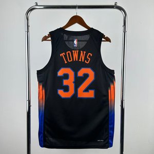 New York Knicks Limited Edition - Karl - Anthony Towns #32 - image 3