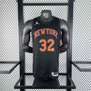 New York Knicks Limited Edition - Karl - Anthony Towns #32 - image 10
